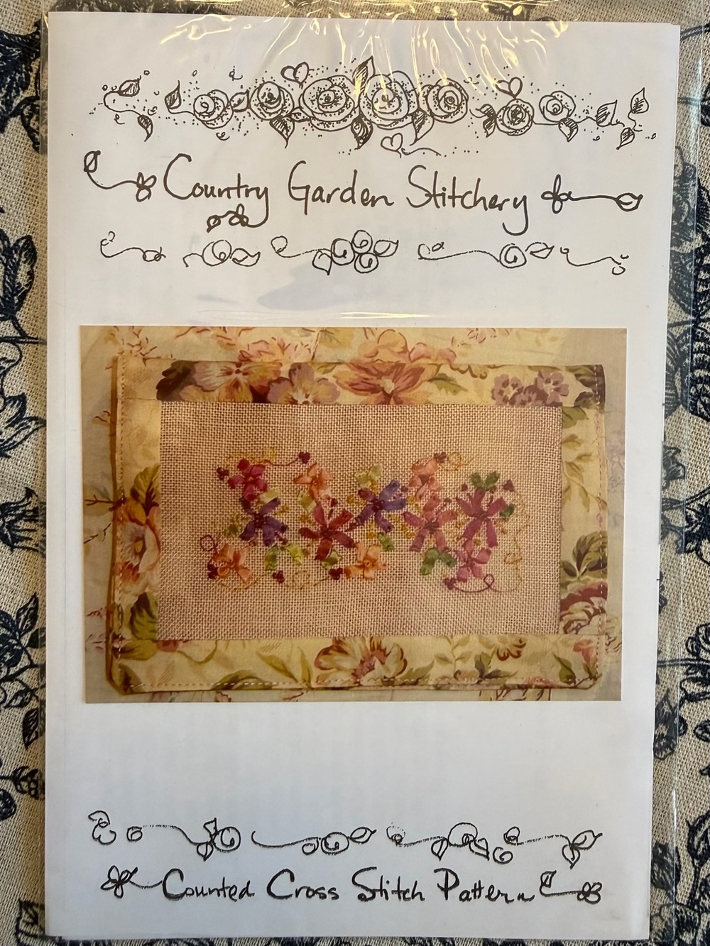 Country Garden Stitchery Ribbon Embroidery Pattern SILK RIBBON WALLET Cottage